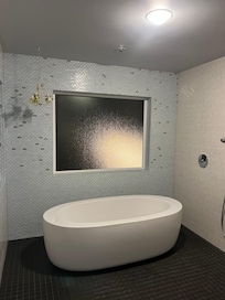Lovely soaking tub