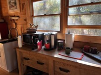 Keurig with pods provided.