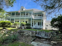 Front view of inn from road