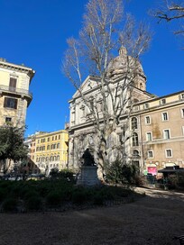 foto from the park nearby