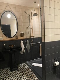 Loved this bathroom!! The fixtures and style were adorable.