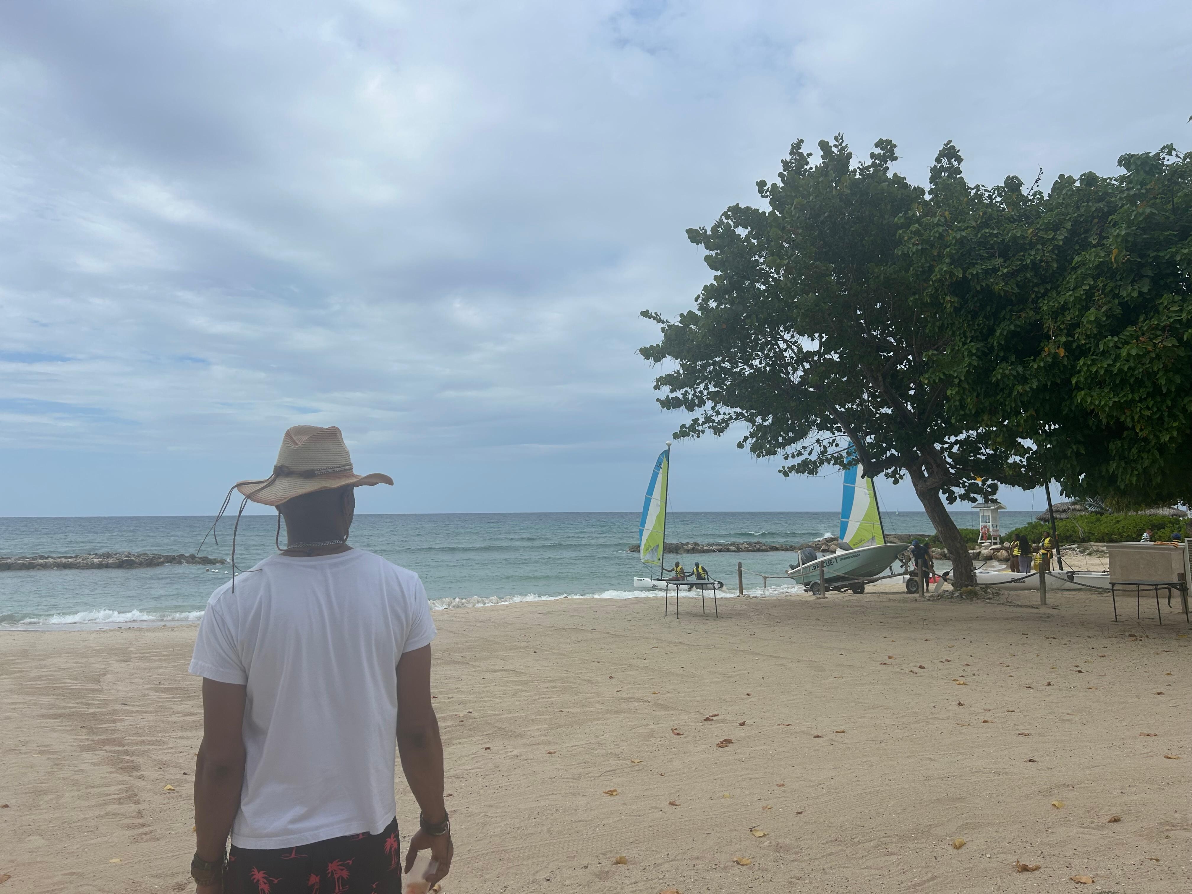 Enjoying the breathtaking view of the ocean and taking in the fresh, salty breeze â pure peace.