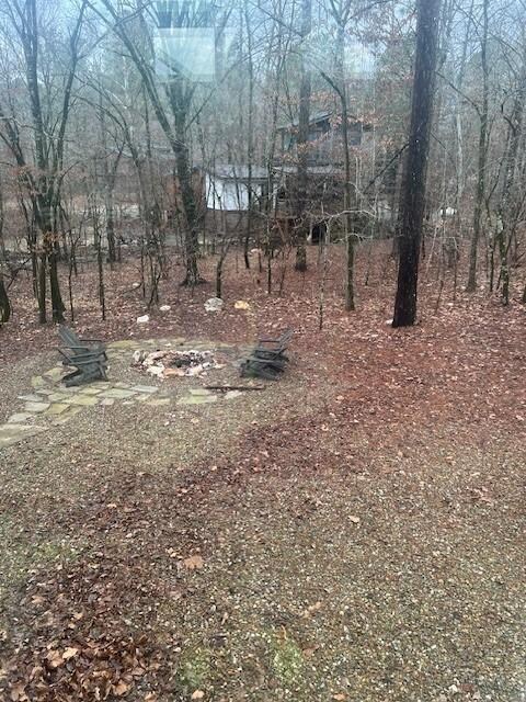 No privacy at this cabin, the neighbors are very close 