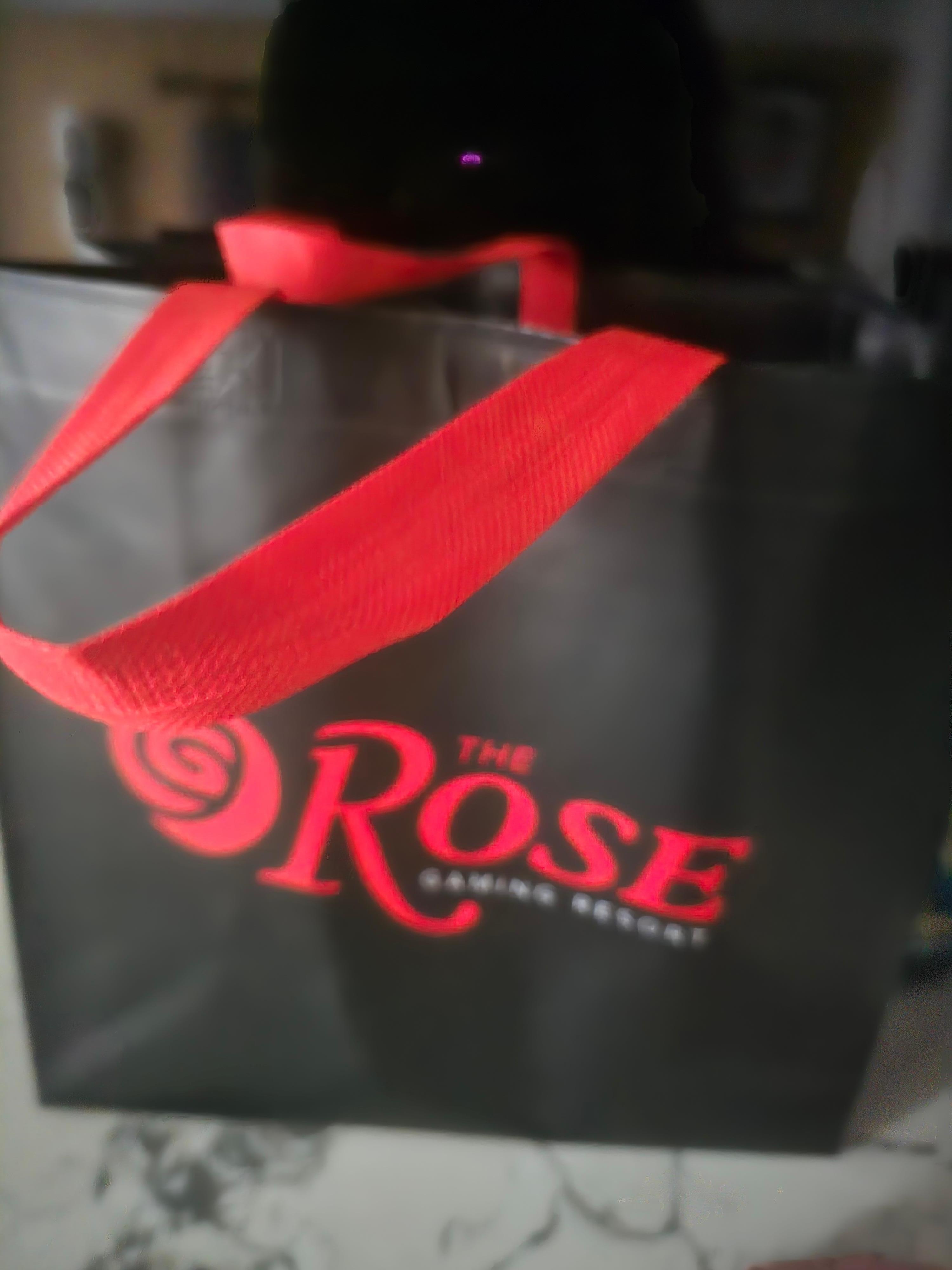 Breakfast delivered every morning, juice, muffin and fruit, perfect for me.