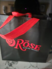 Breakfast delivered every morning, juice, muffin and fruit, perfect for me.