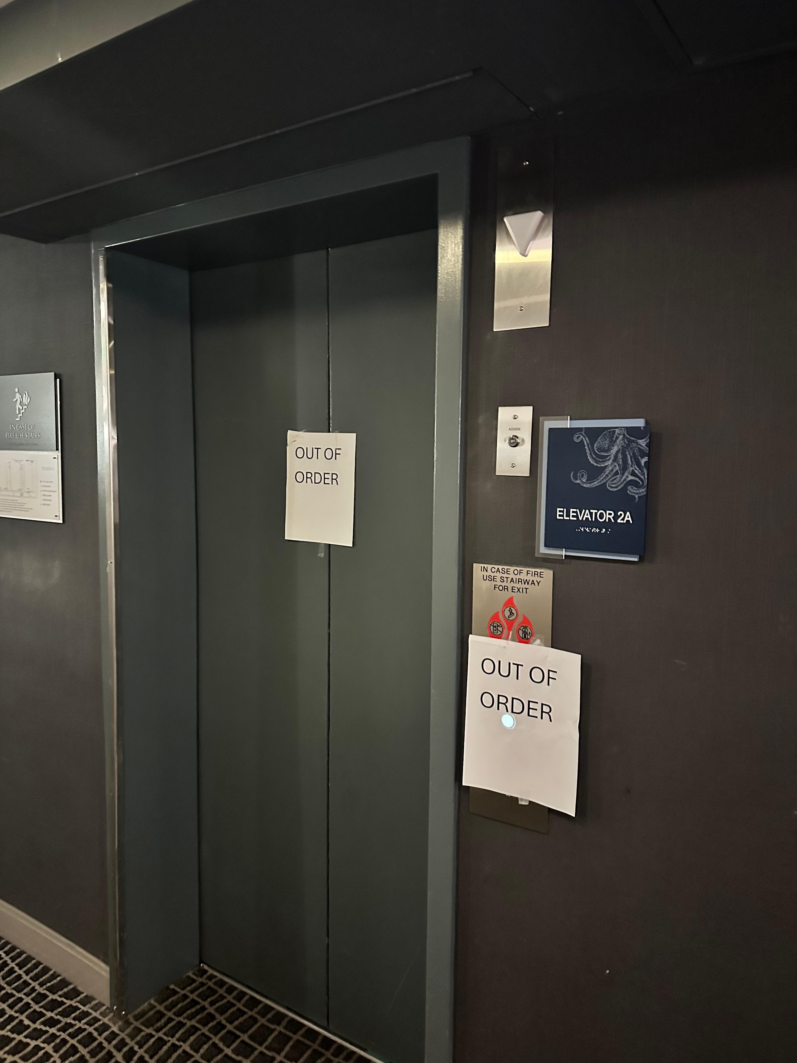 Only one working elevator 