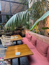 Breakfast eating area