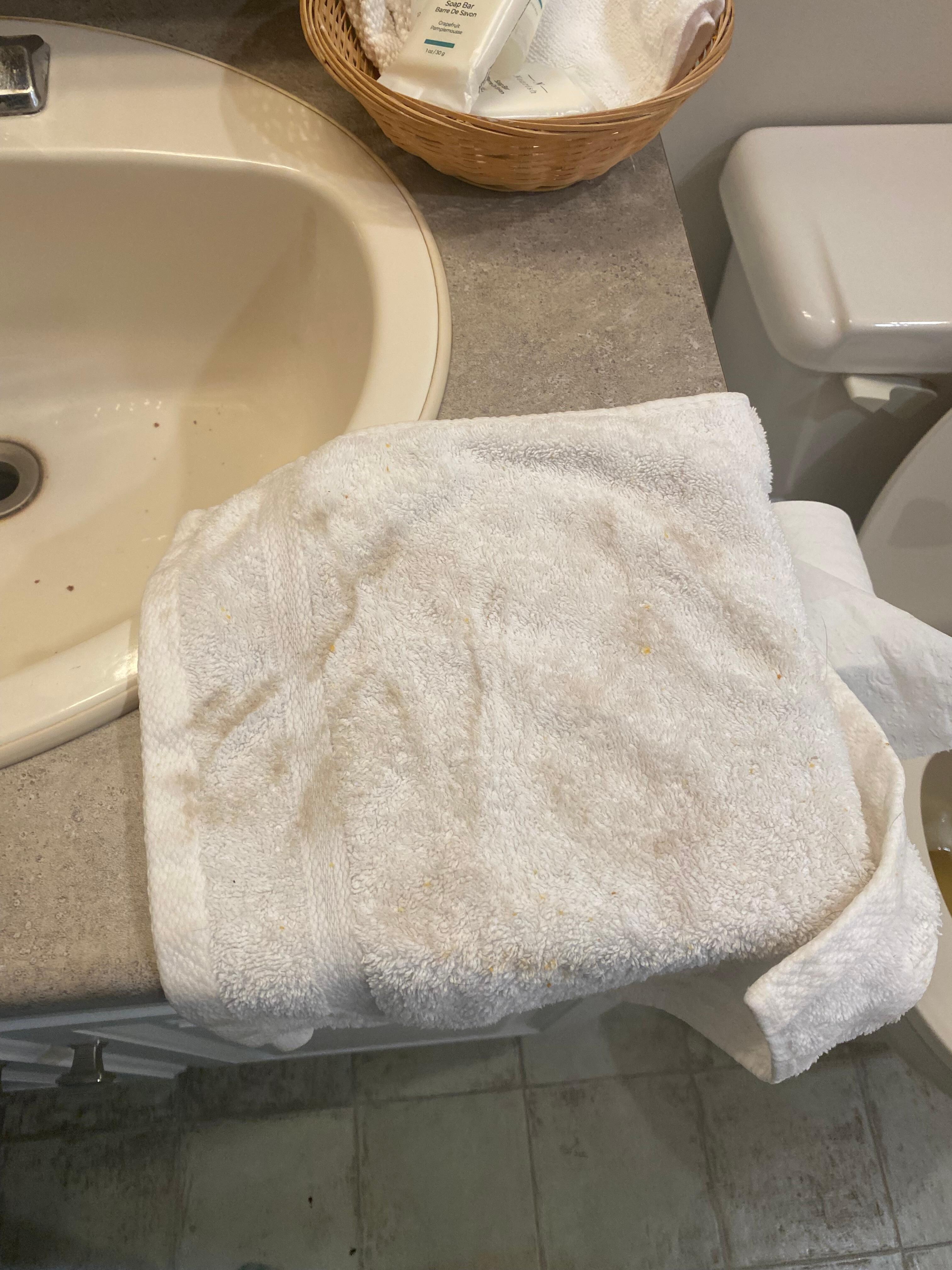 I wiped up a spill on the bathroom floor and thd cloth was filthy. 