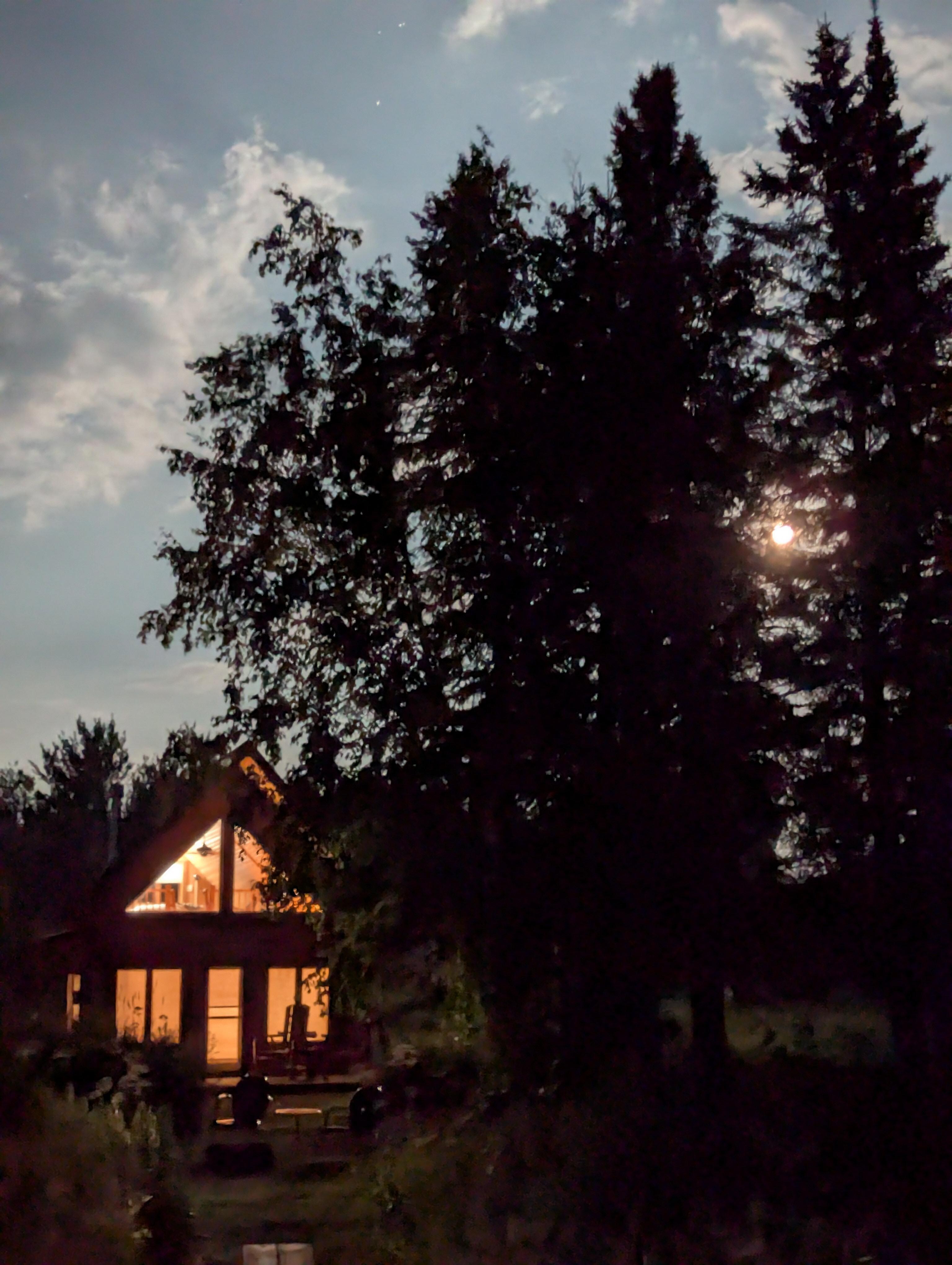 Great star gazing from the lake view.