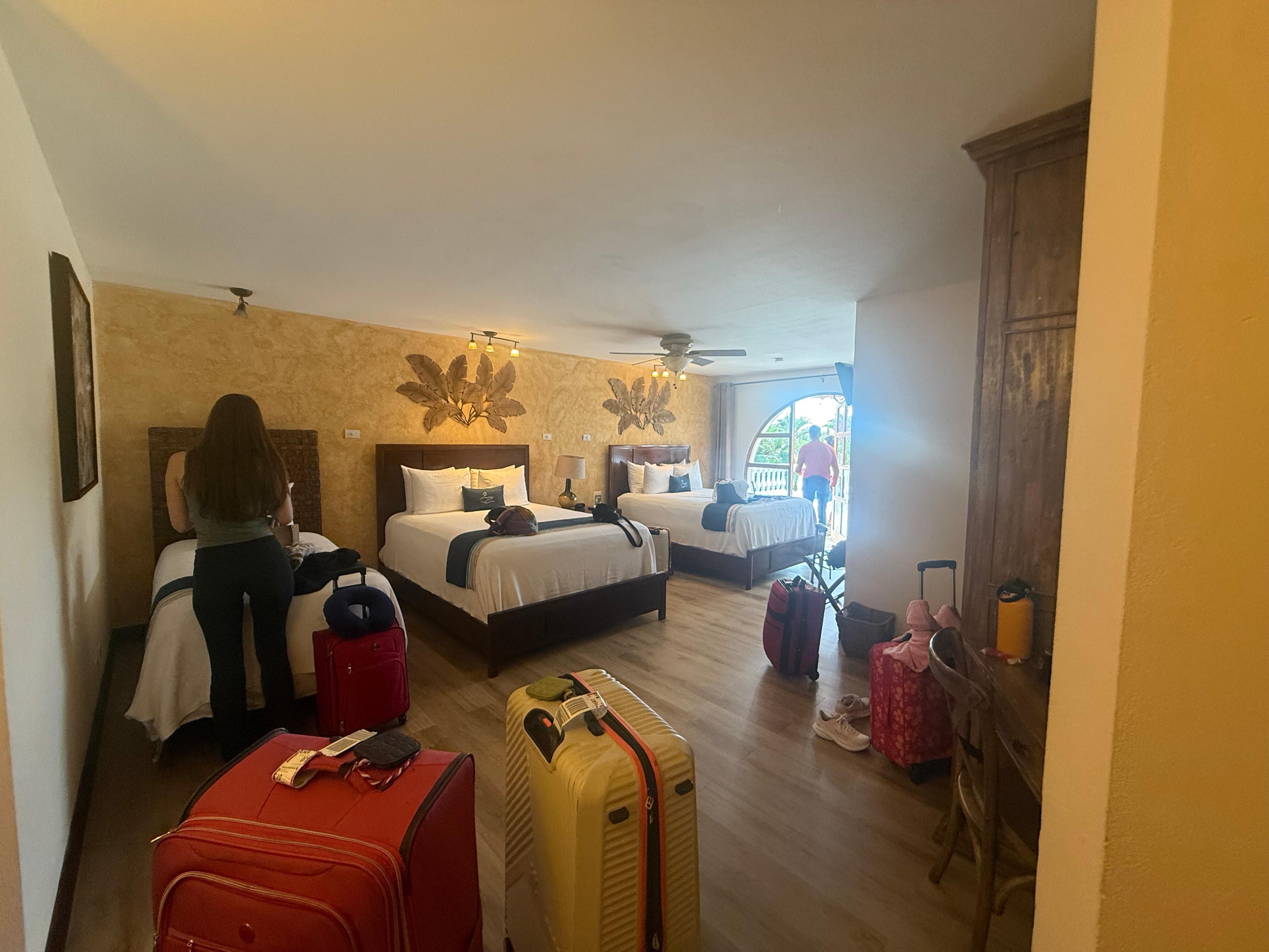 Jr. Suite Room