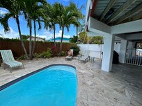 Private - amazing pool and patio