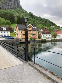 Tusen