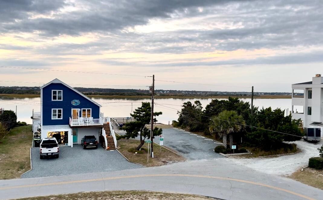 View of intracoastal waterway from back deck