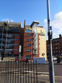 Utsiden av hotellet.