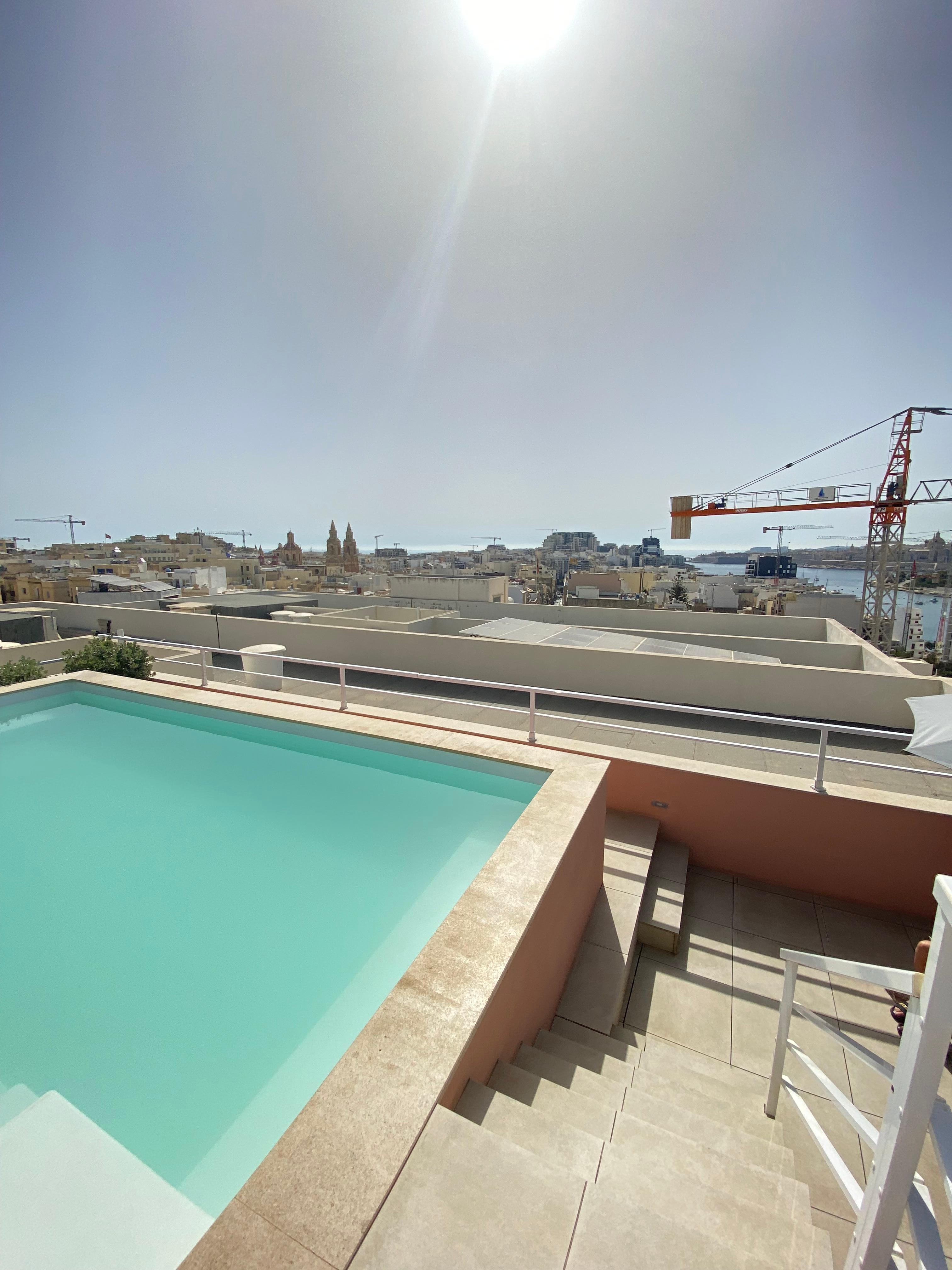 Rooftop terrace pool