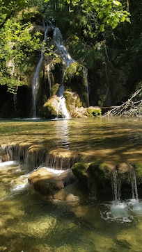 cascade de tuf - vue partielle