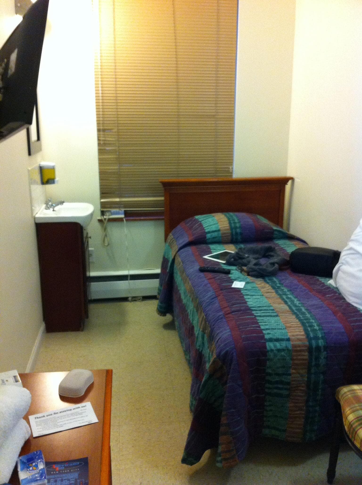 Minimal room , high plafond