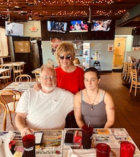 This is my brother and his wife and me, at the famous Oasis restaurant. Great food and service.