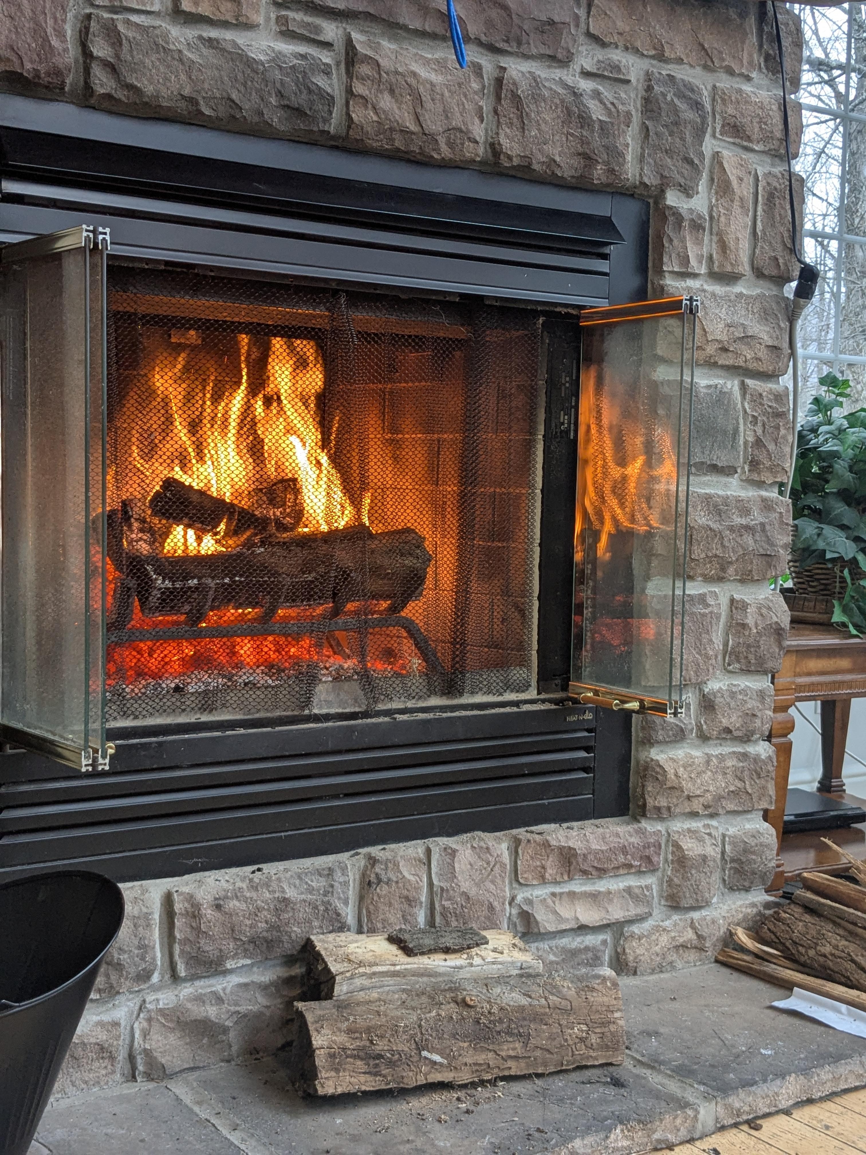 Living room fire place.