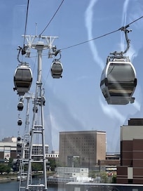 桜木町からはYOKOHAMA AIR CABINで行くと早い