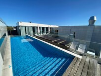 Medelstor pool (ej uppvärmd)