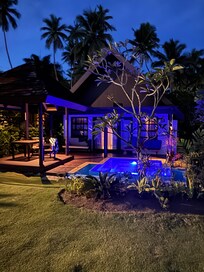 Water front Bure with plunge pool