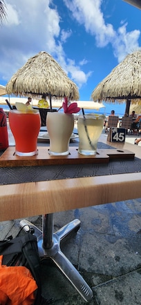 Drinks by the pool? Yes please