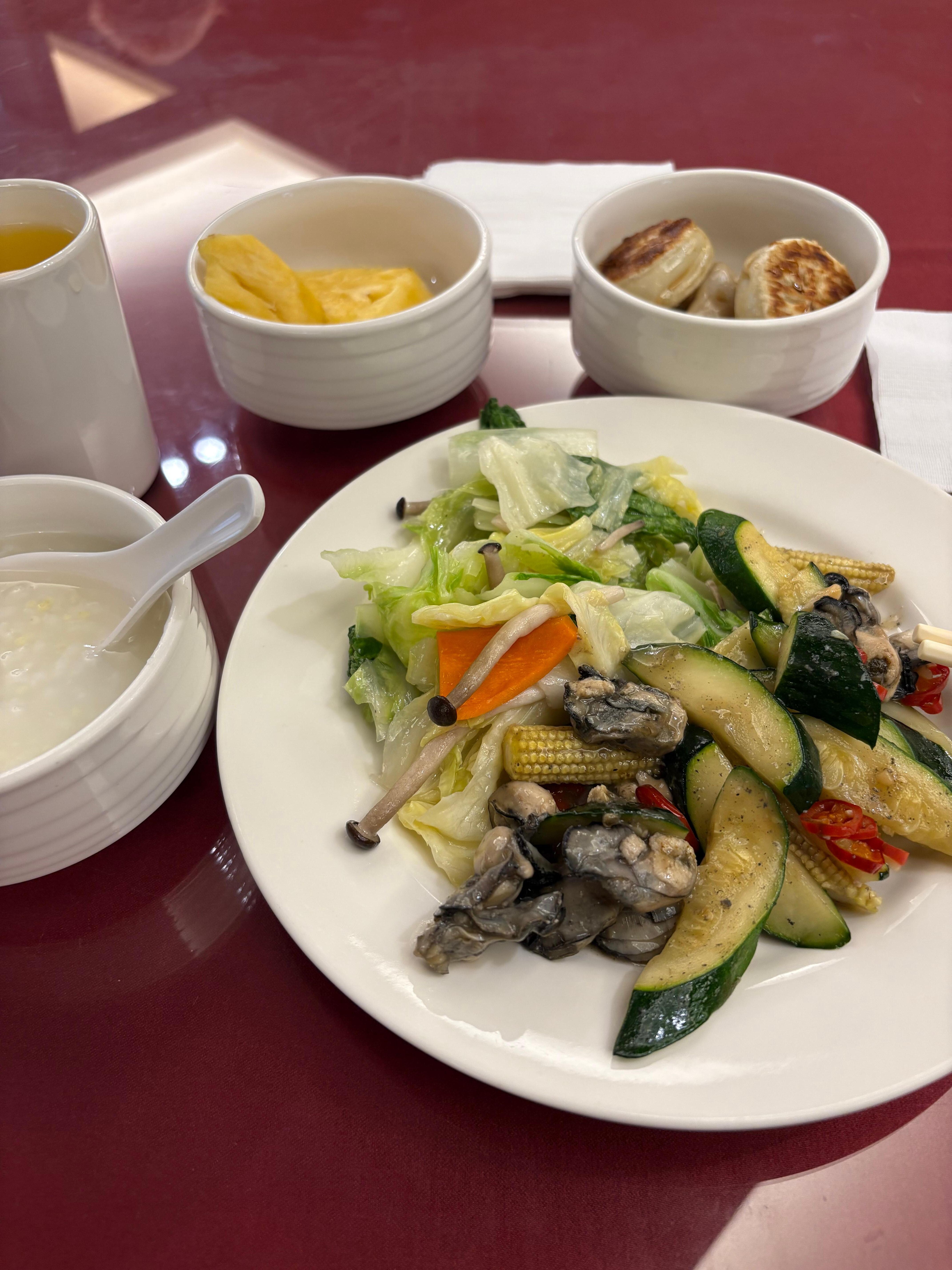 ホテルの朝食