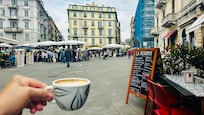 Easy to walk to many restaurants and cafes right around the corner