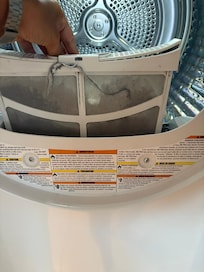 Bei Einzug sollte der Trockner gesÀubert sein