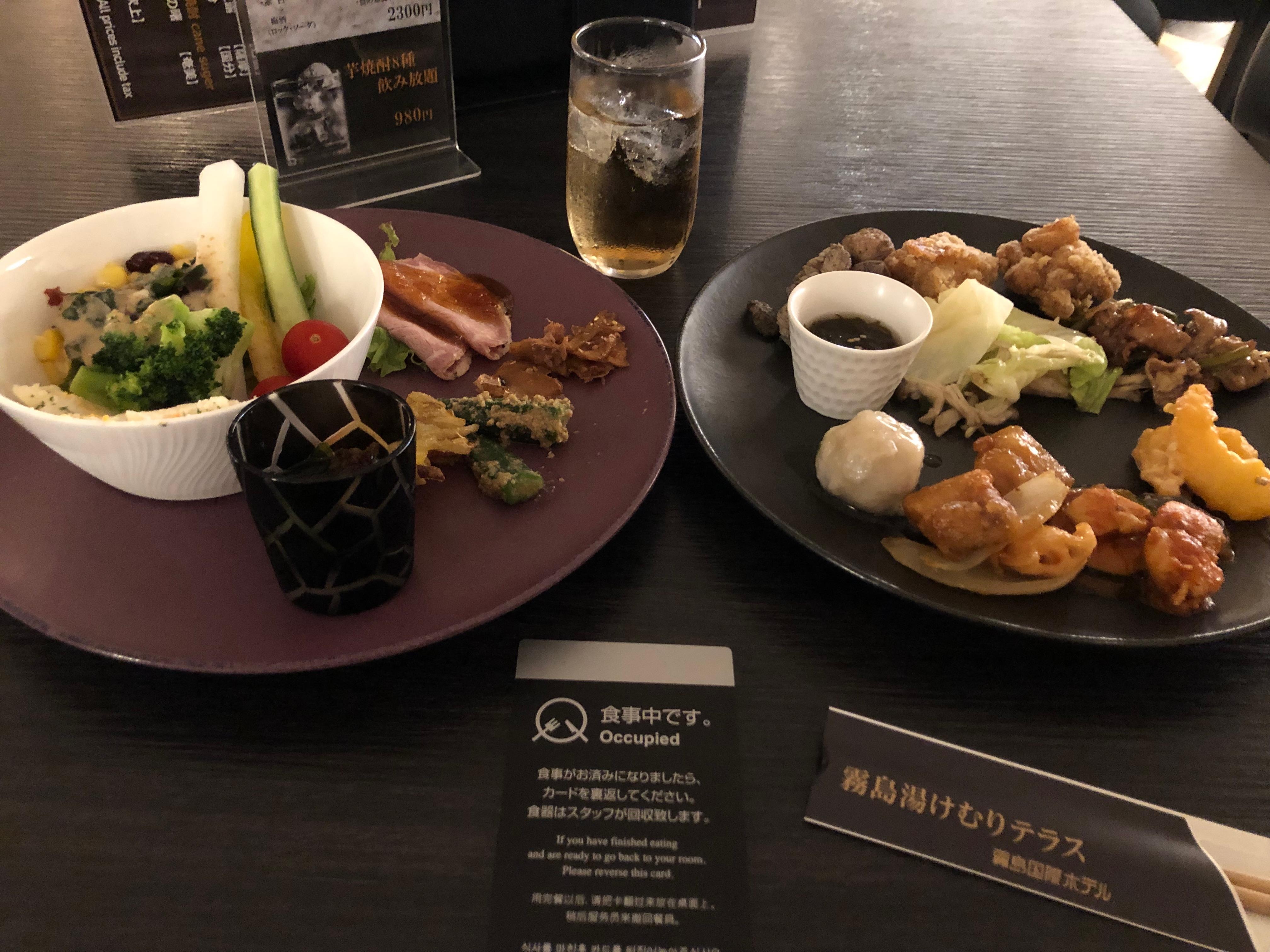 夕食