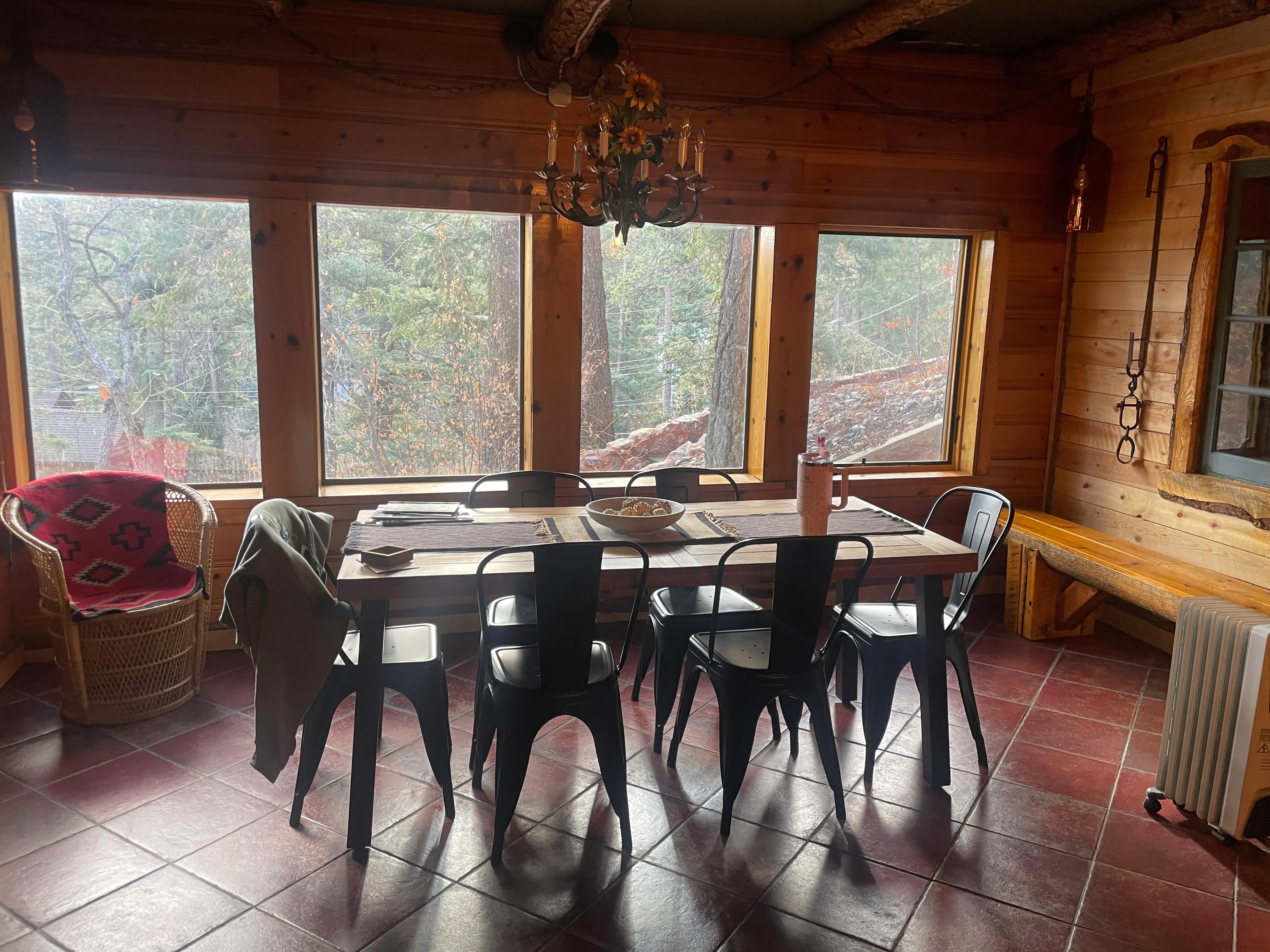 Very nice, large kitchen table for family. 