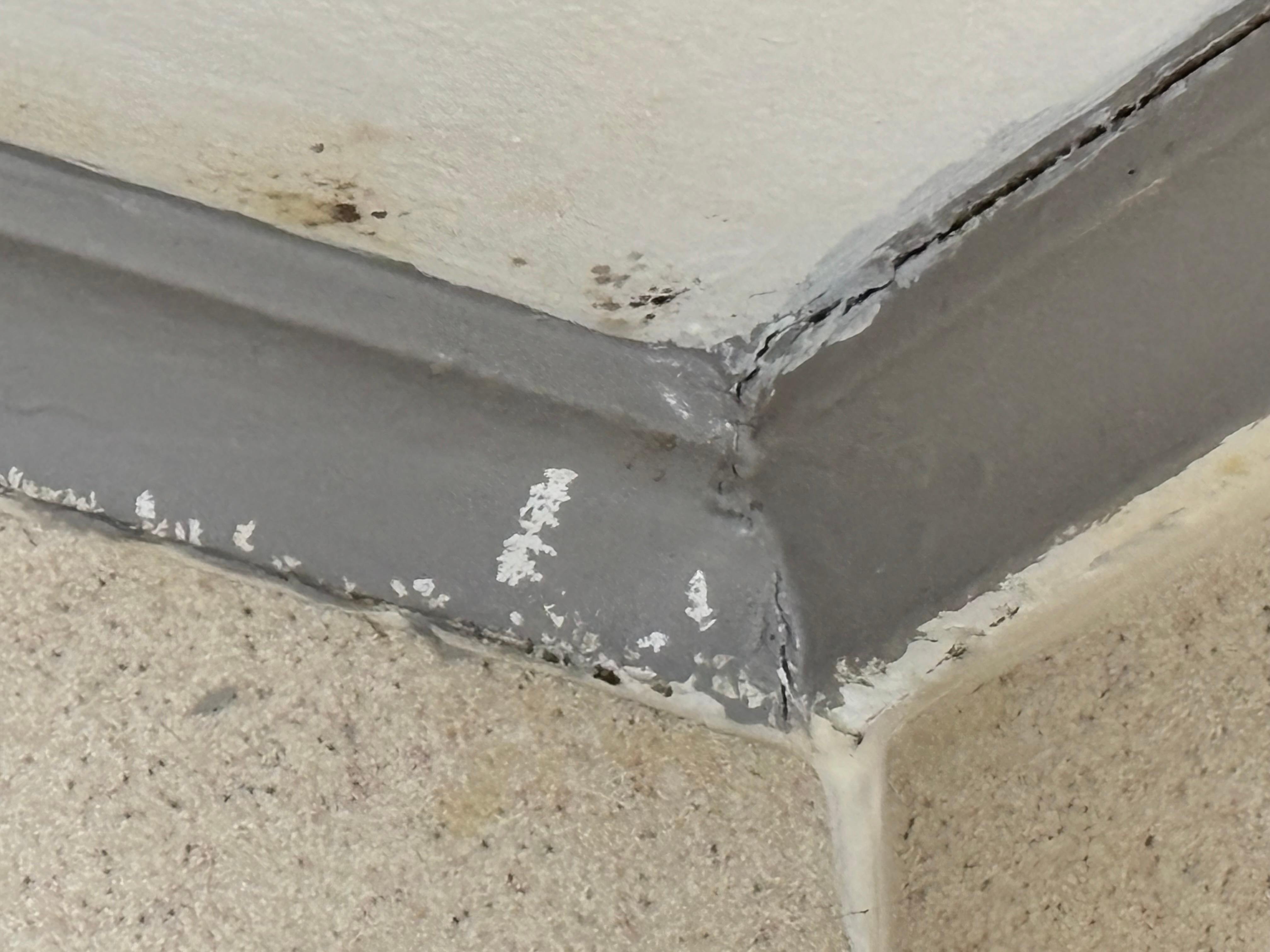 Nasty ceiling and wall corner in bathroom.