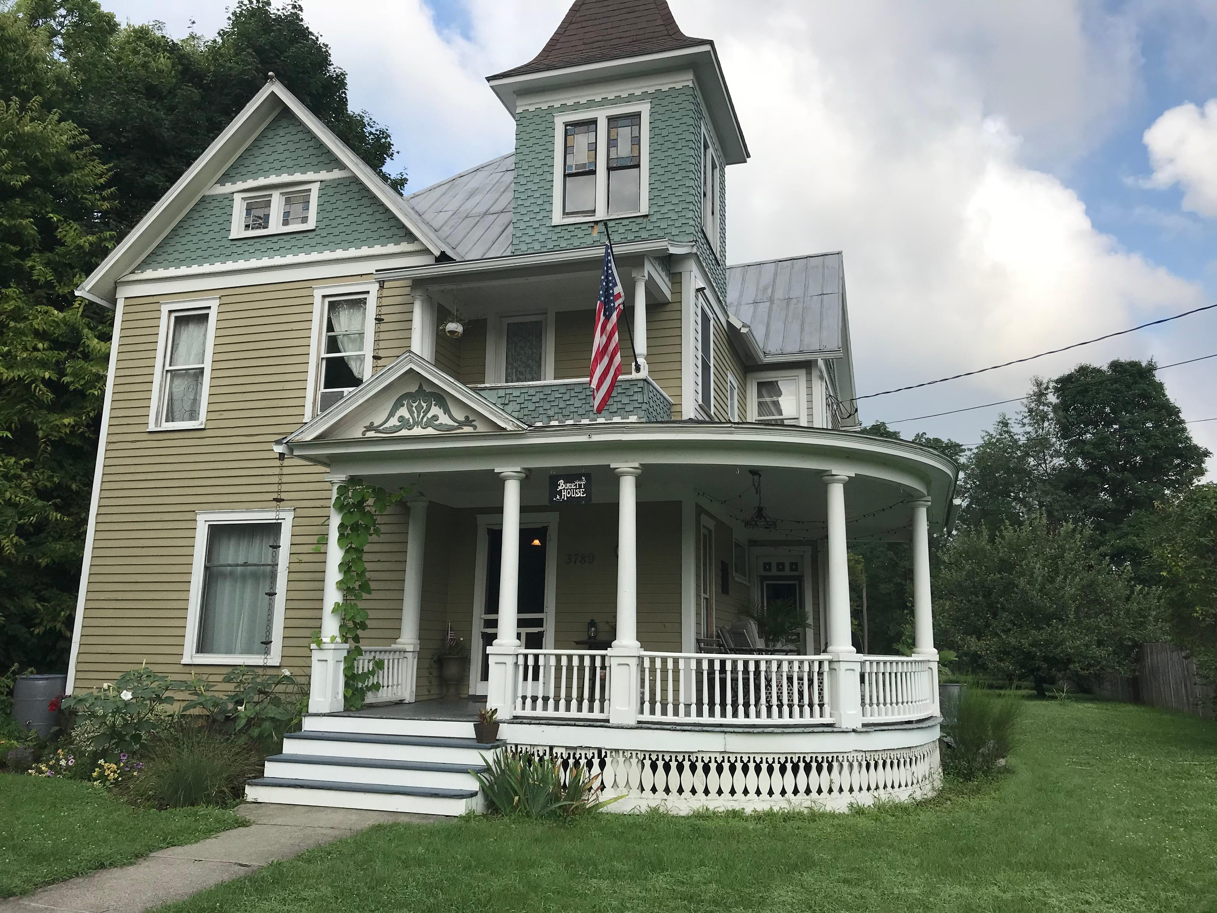 Burdett House Bed \u0026 Breakfast in 