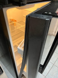 Refrigerator seal