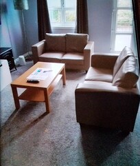 Room 4 
The relaxing siting area in the room.