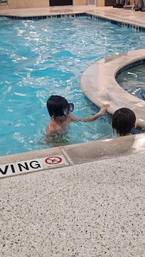 Pool was soo clean and warm!