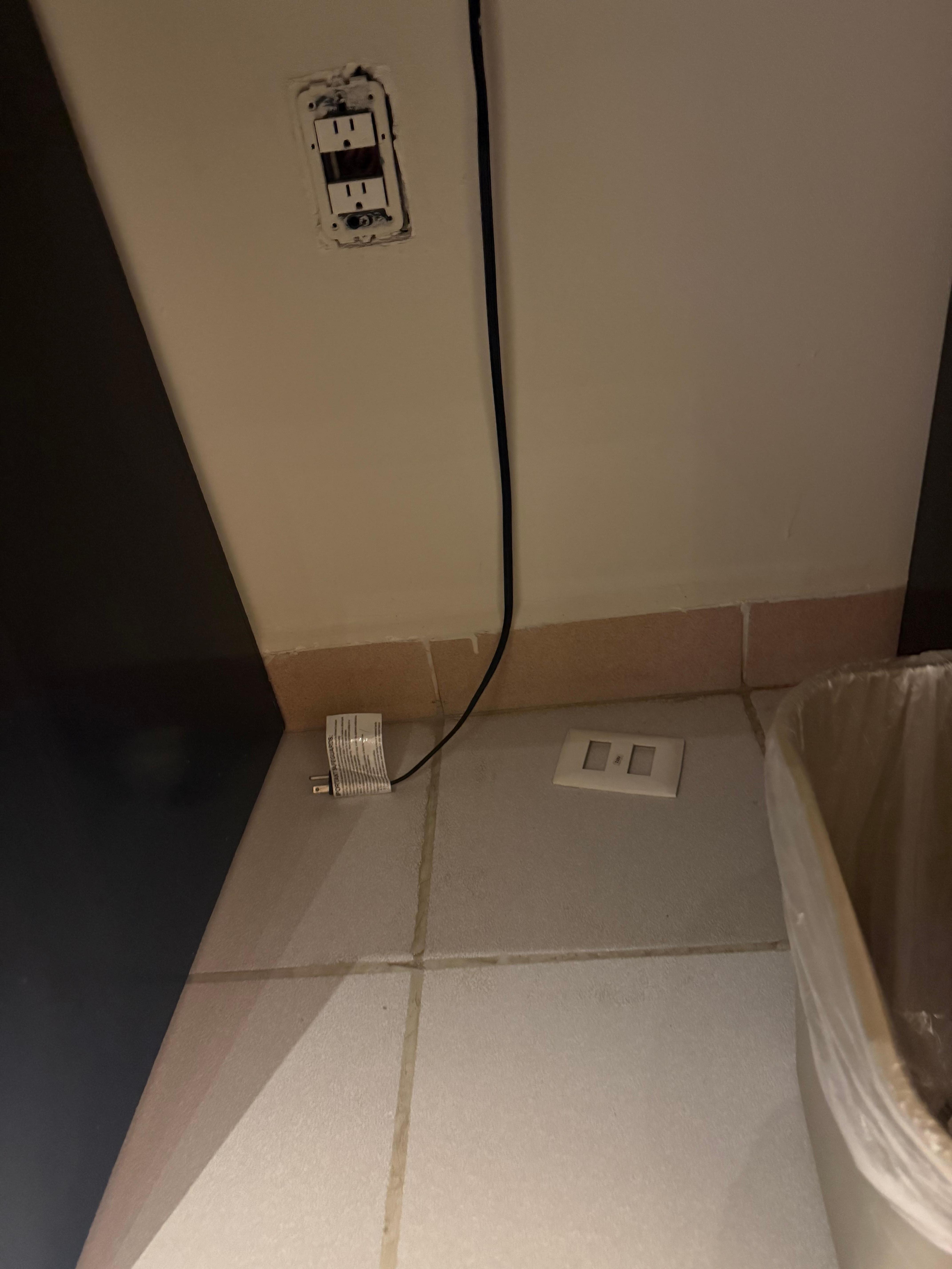Wall plug falls off  unable to charge phones