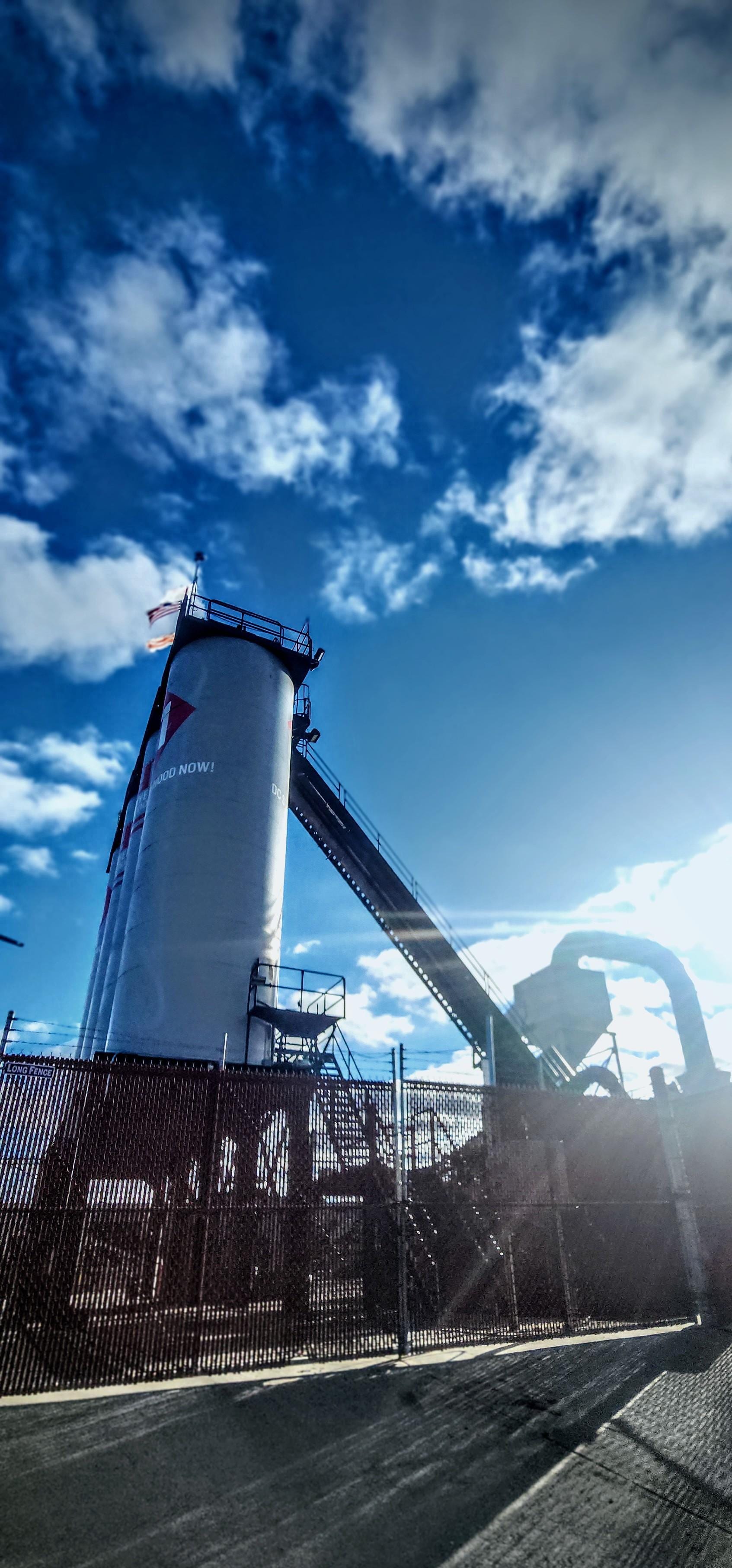 Walking to work - merica! Didn't see any kings either 😁🇺🇲