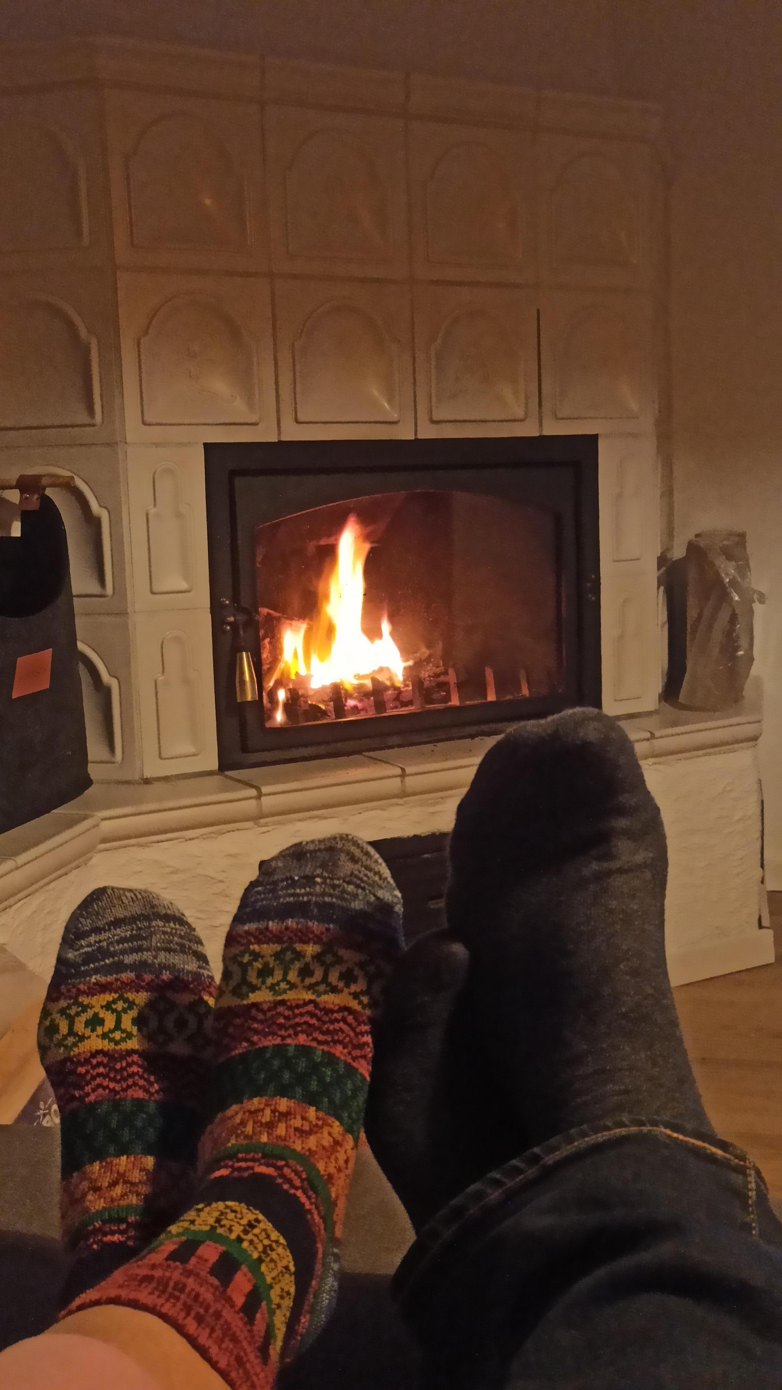 Entspannte Zeit am Kamin 
