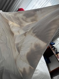 Very bad and old duvet