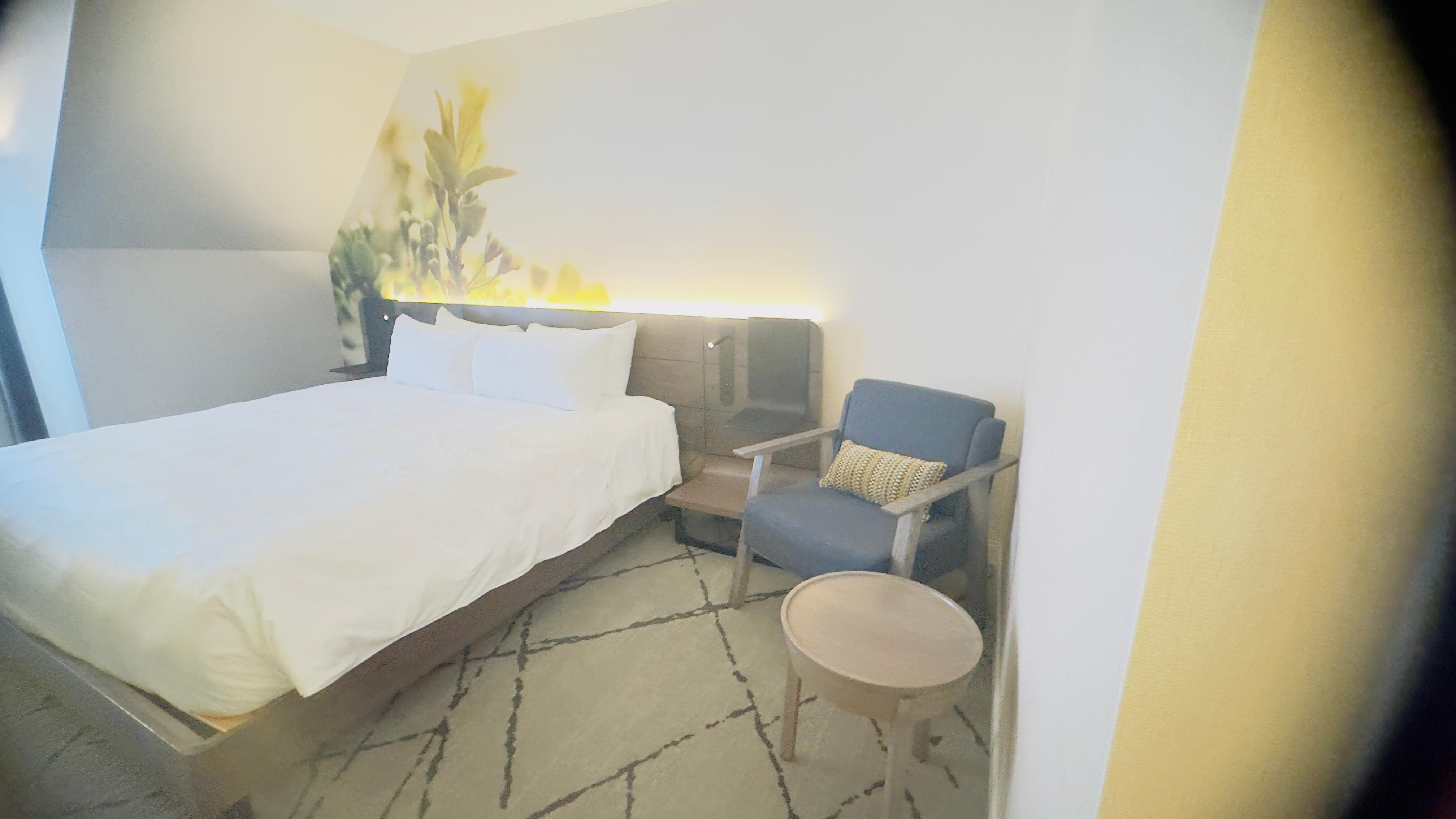 Room was big, nice and tidy. Everyday there was housekeeper to tidy the room which we loved it