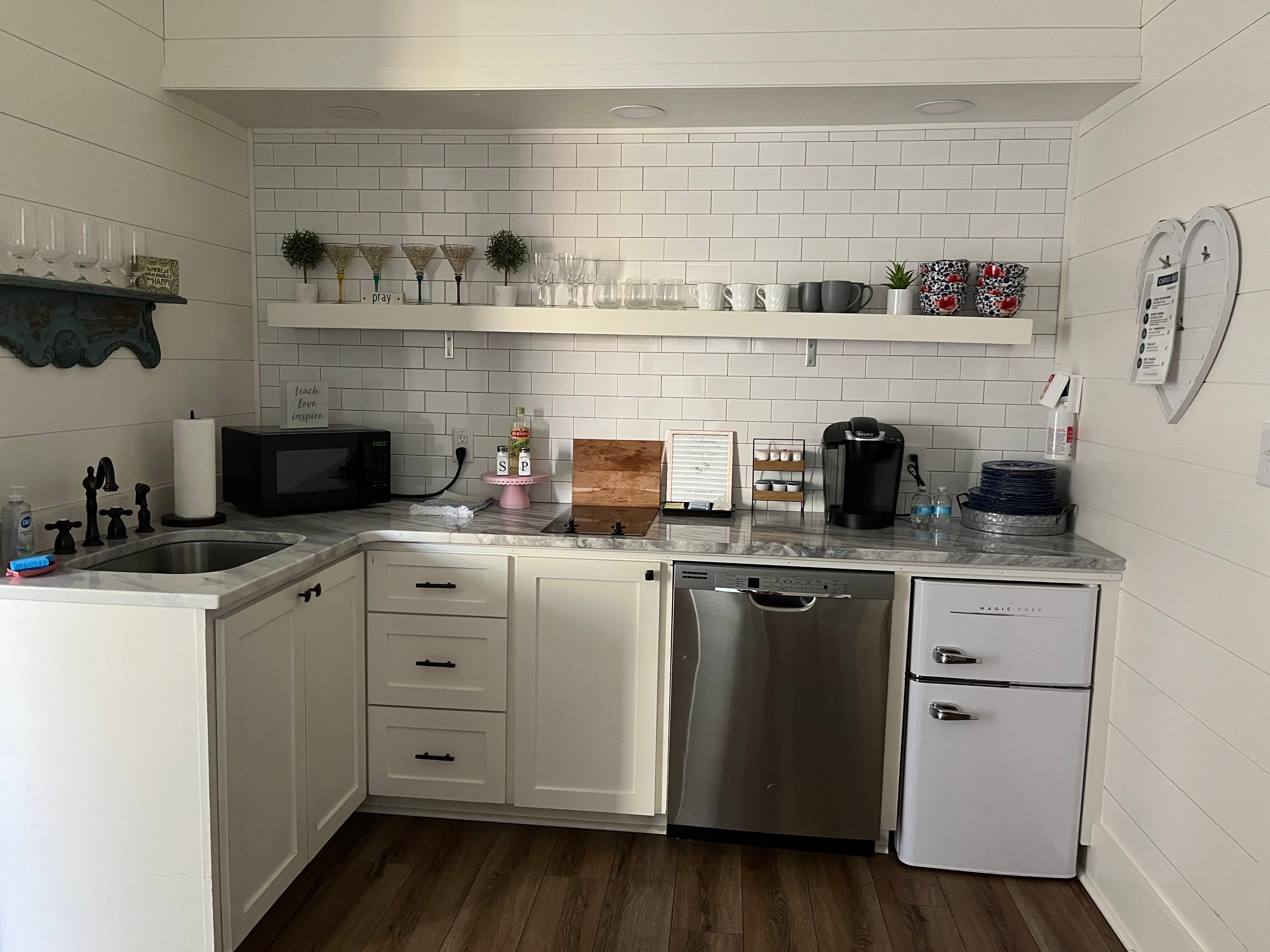 Very functional kitchen 