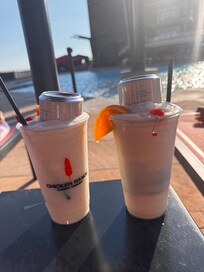 Cabana was perfect, Mary was very sweet and attentive 🫶🏽