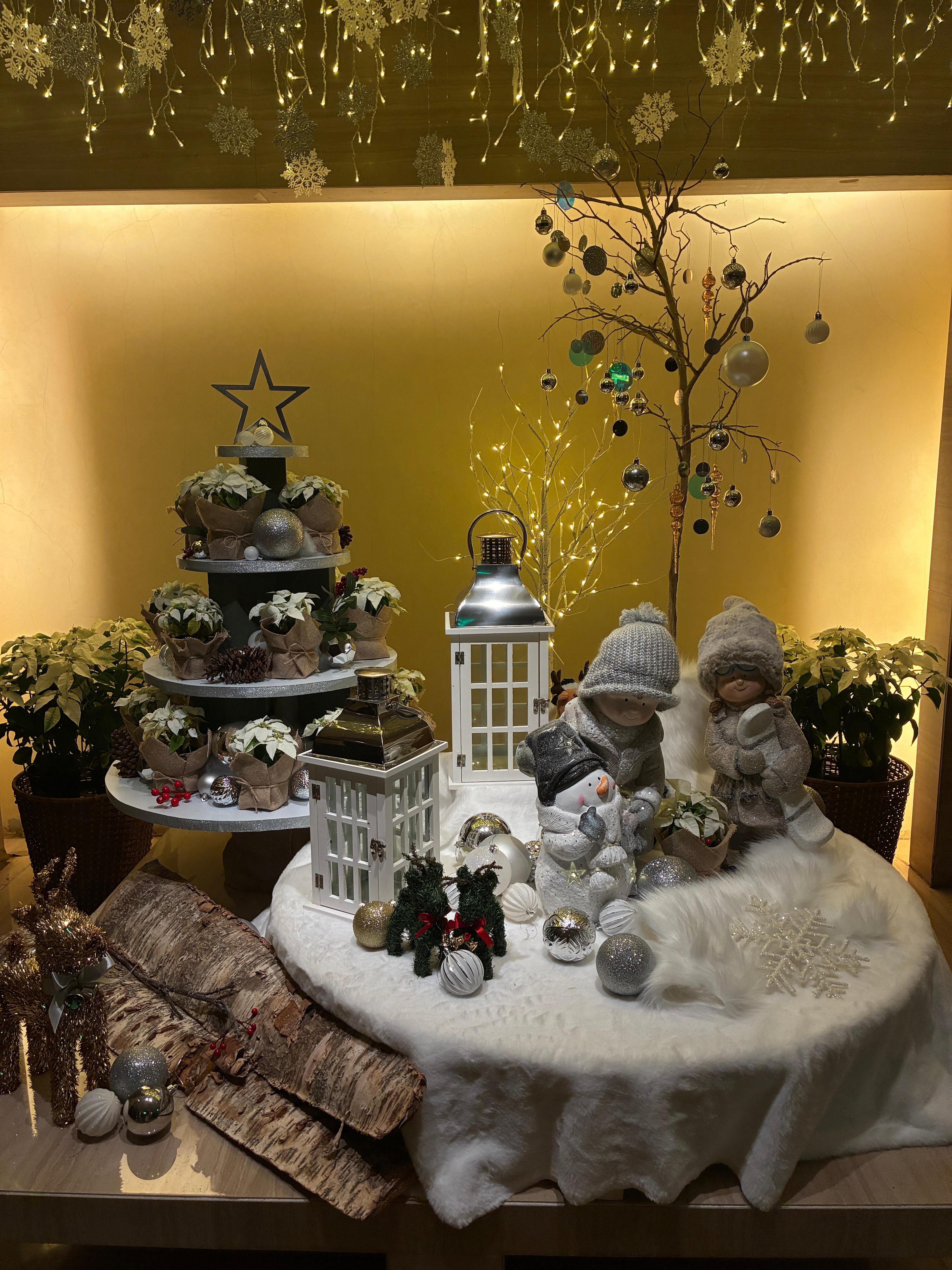 クリスマスのデコレーションがされてました。