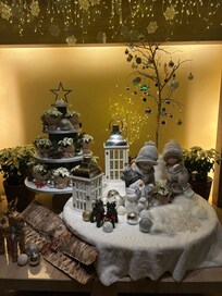 クリスマスのデコレーションがされてました。