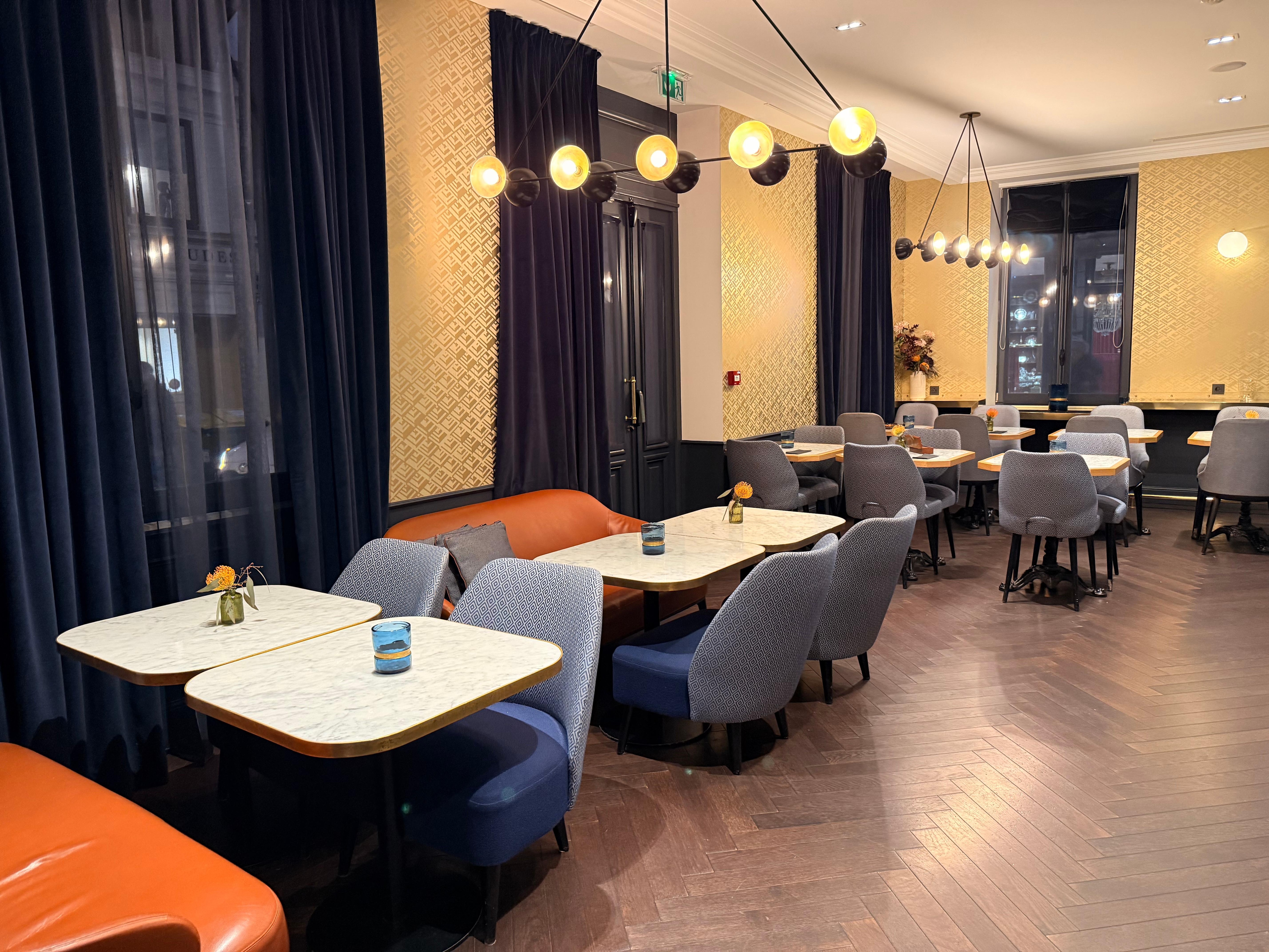 Dining area for breakfast and tea time, 4-6 pm. 