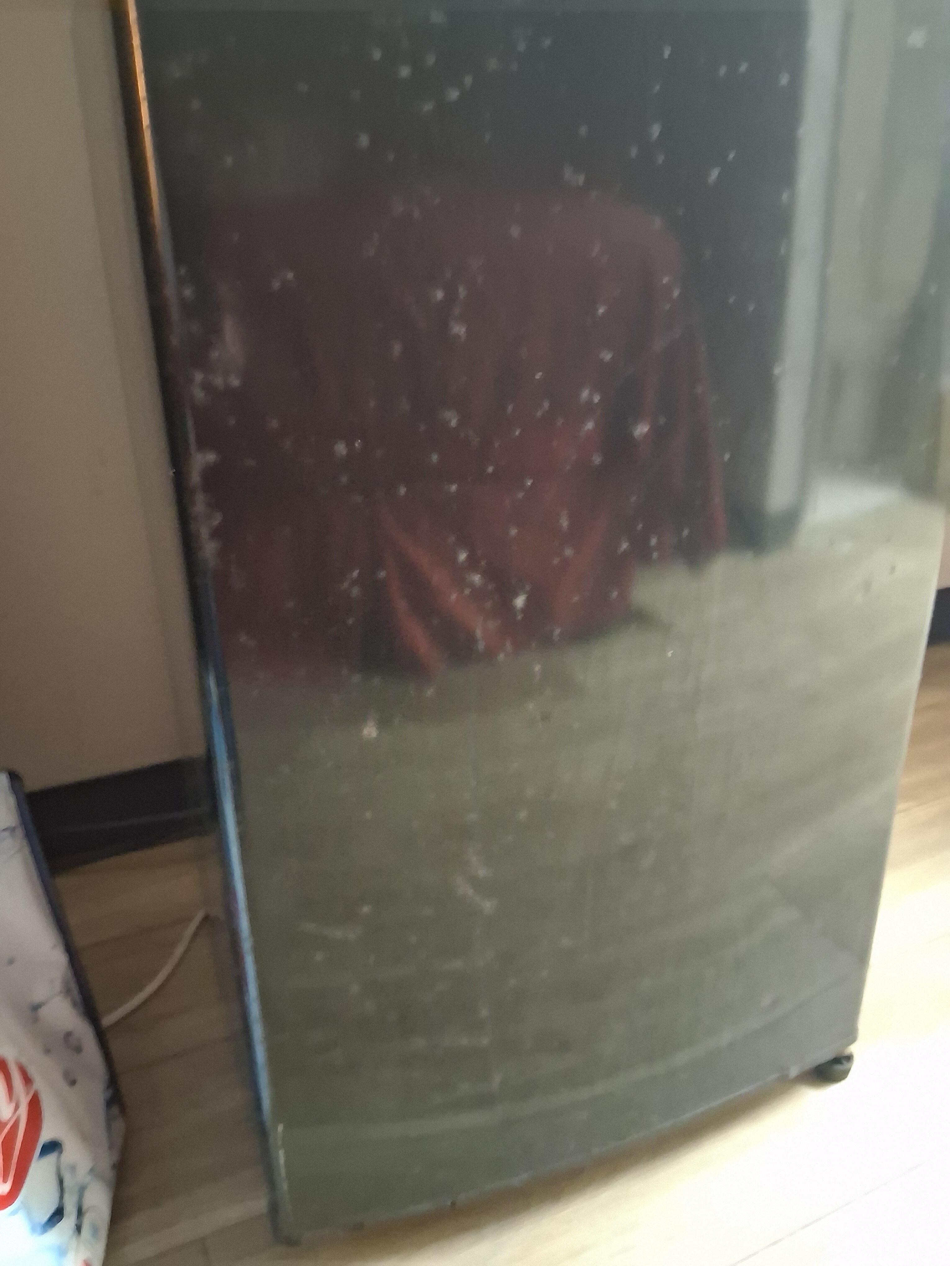 Front of the refrigerator 