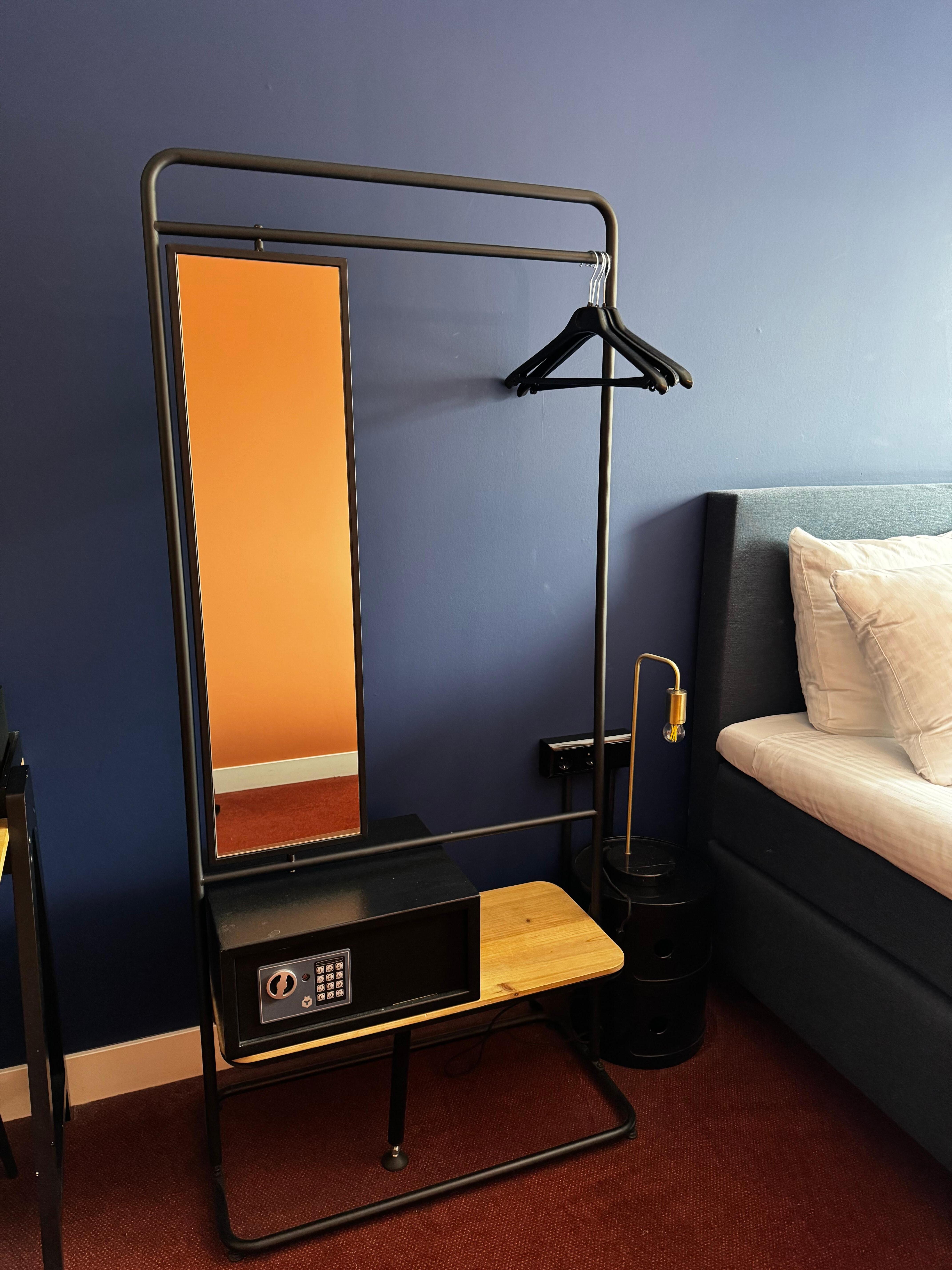Clothes rack