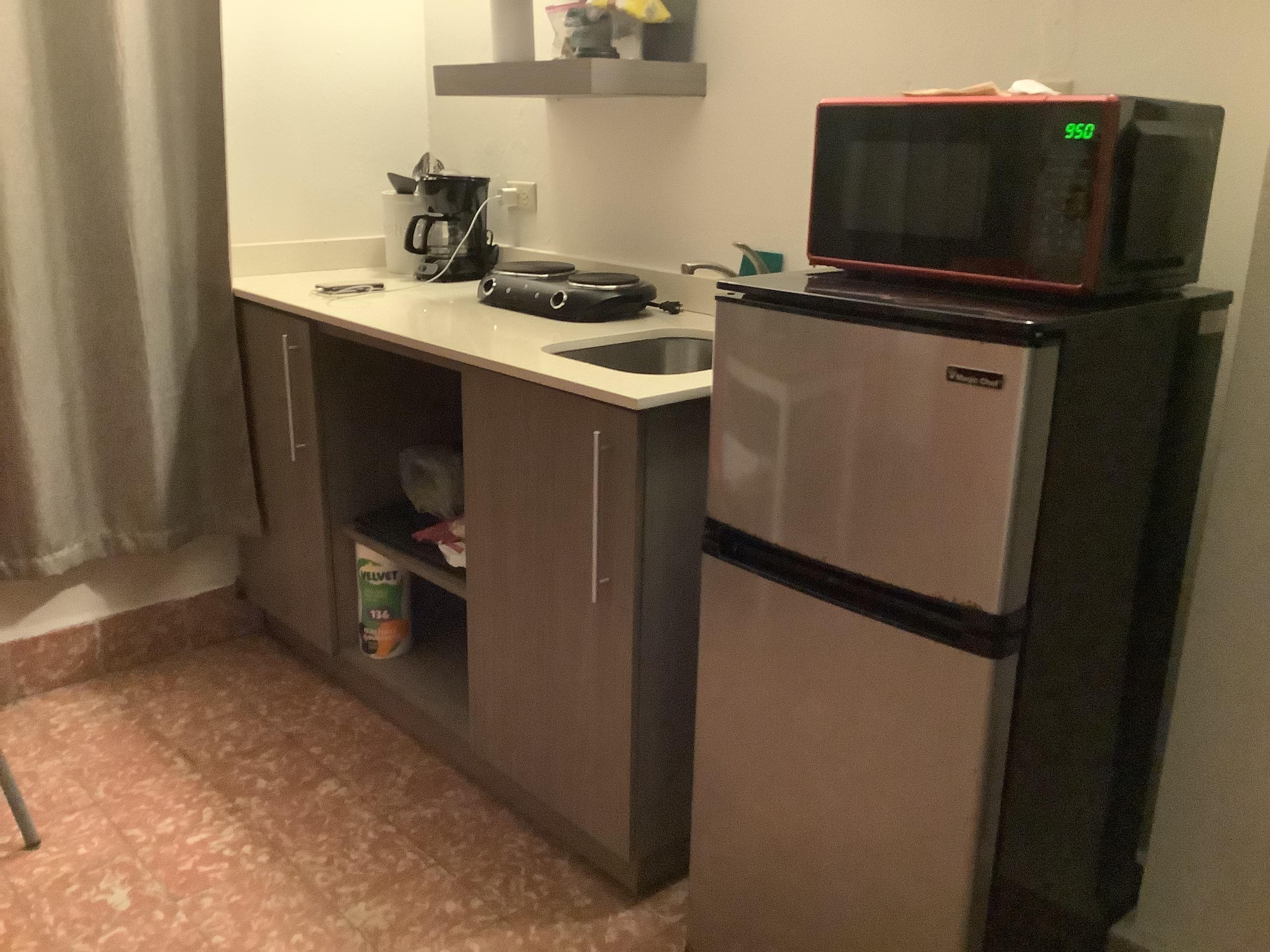 Kitchenette 